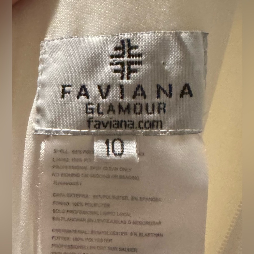 Faviana Glamour White & Black Gown – Style #S10237 – Size 10 – Worn Once - Picture 5 of 5
